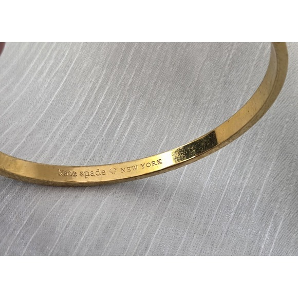 Kate Spade New York Draw the Line Enamel Bangle Bracelet Black with Gold Trim - Picture 5 of 9